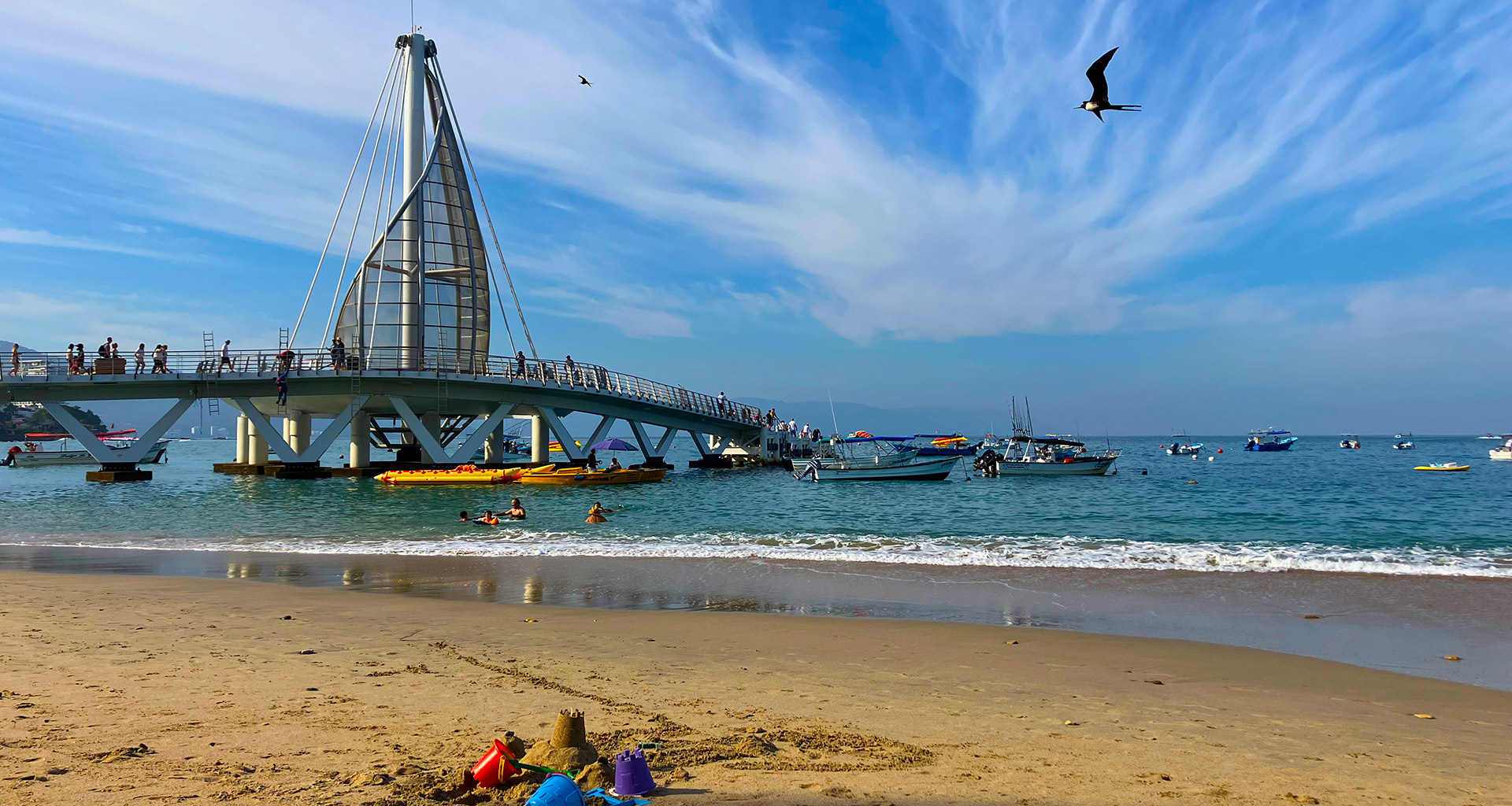 Muelle de Playa Los Muertos