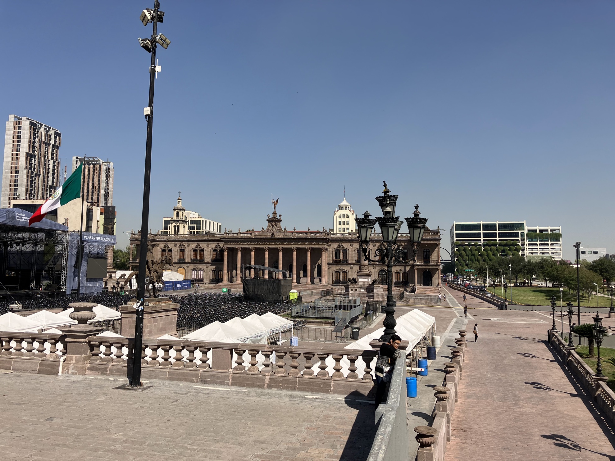 Explanada de los Héroes en Monterrey: historia, qué ver y dato curioso