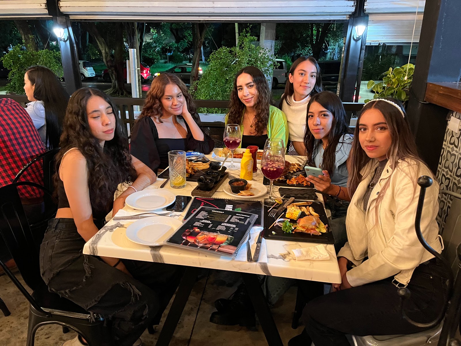 Vino Santo Restaurante - Siempre autentico y delicioso