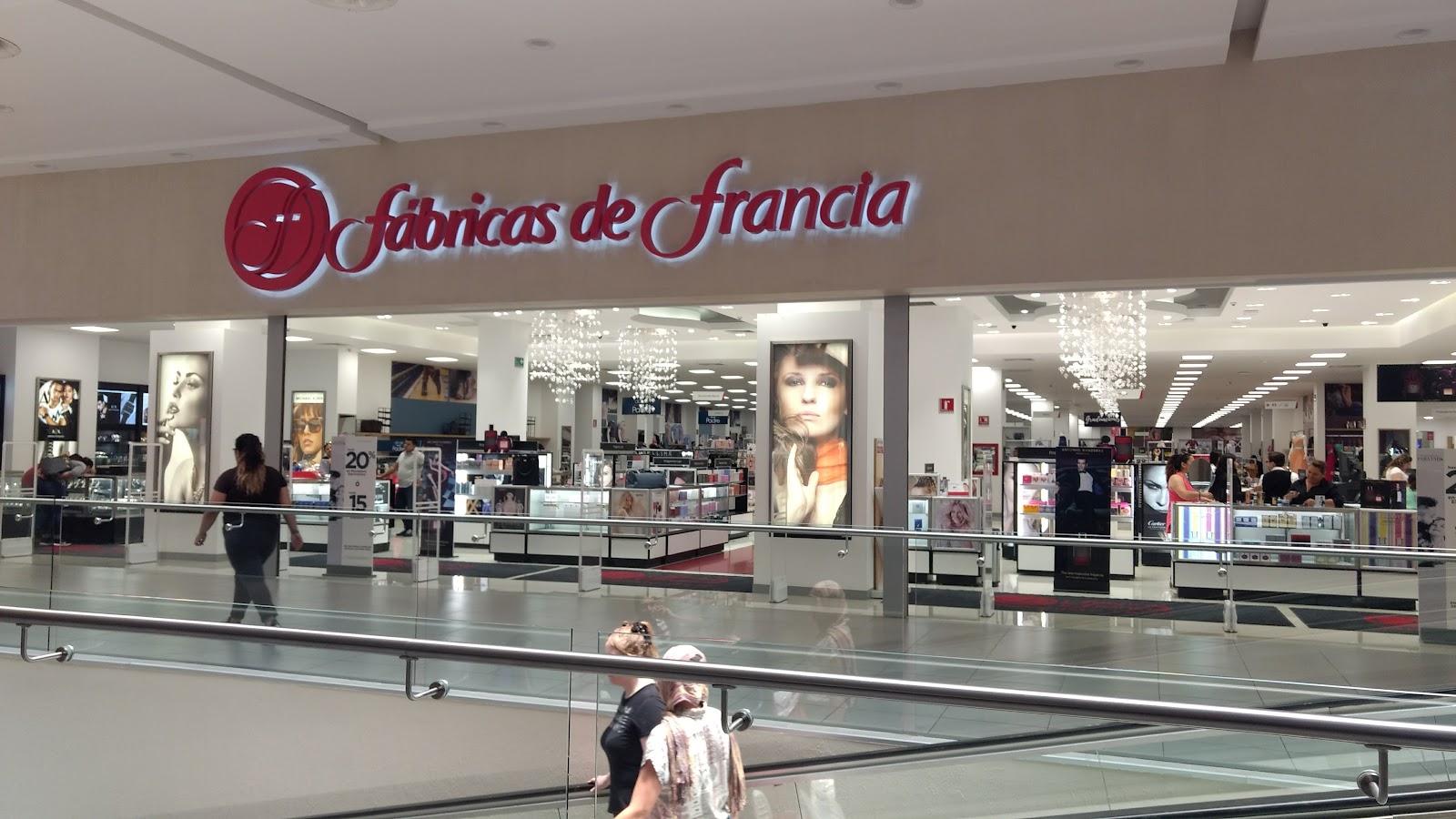 Centro Comercial Plaza Lomas