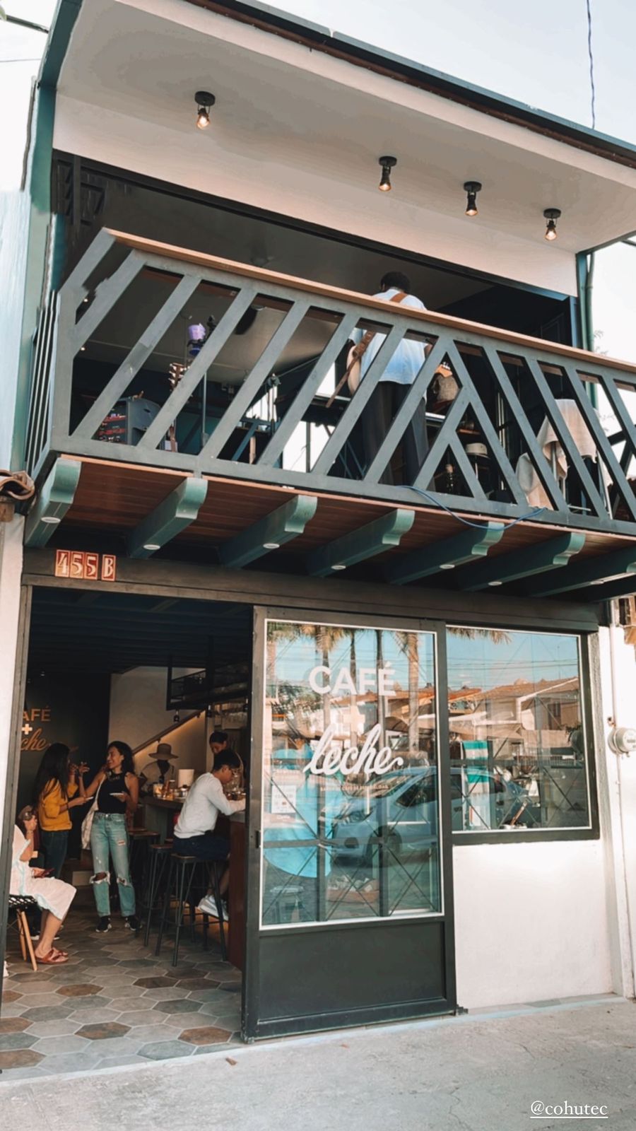 Café+Leche & Bourbon Bar