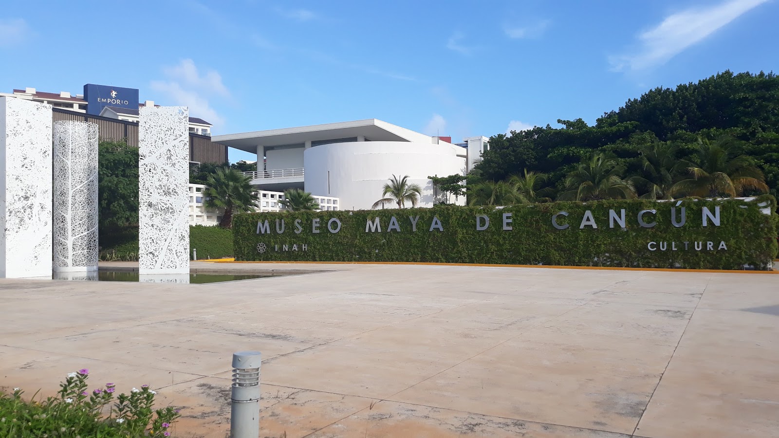 Museo Maya de Cancún y Zona Arqueológica de San Miguelito