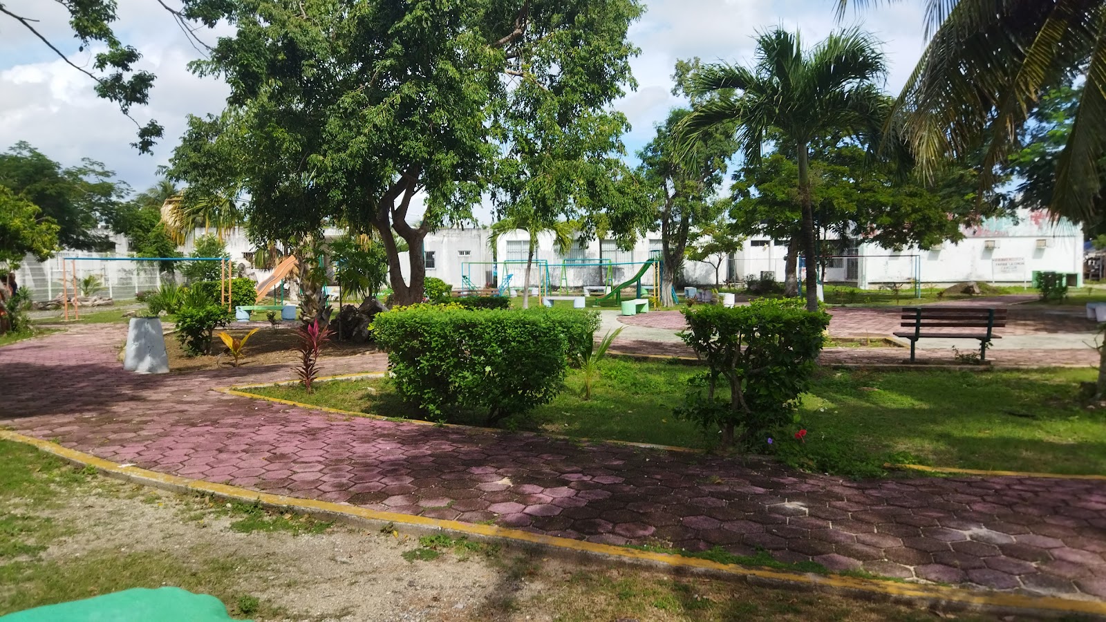 Monumento al Lic. Alfredo V. Bonfil