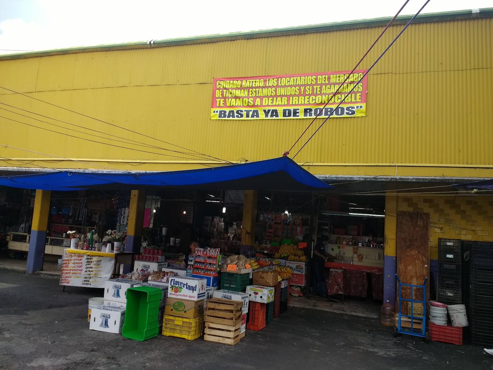 Mercado Santa María Ticomán