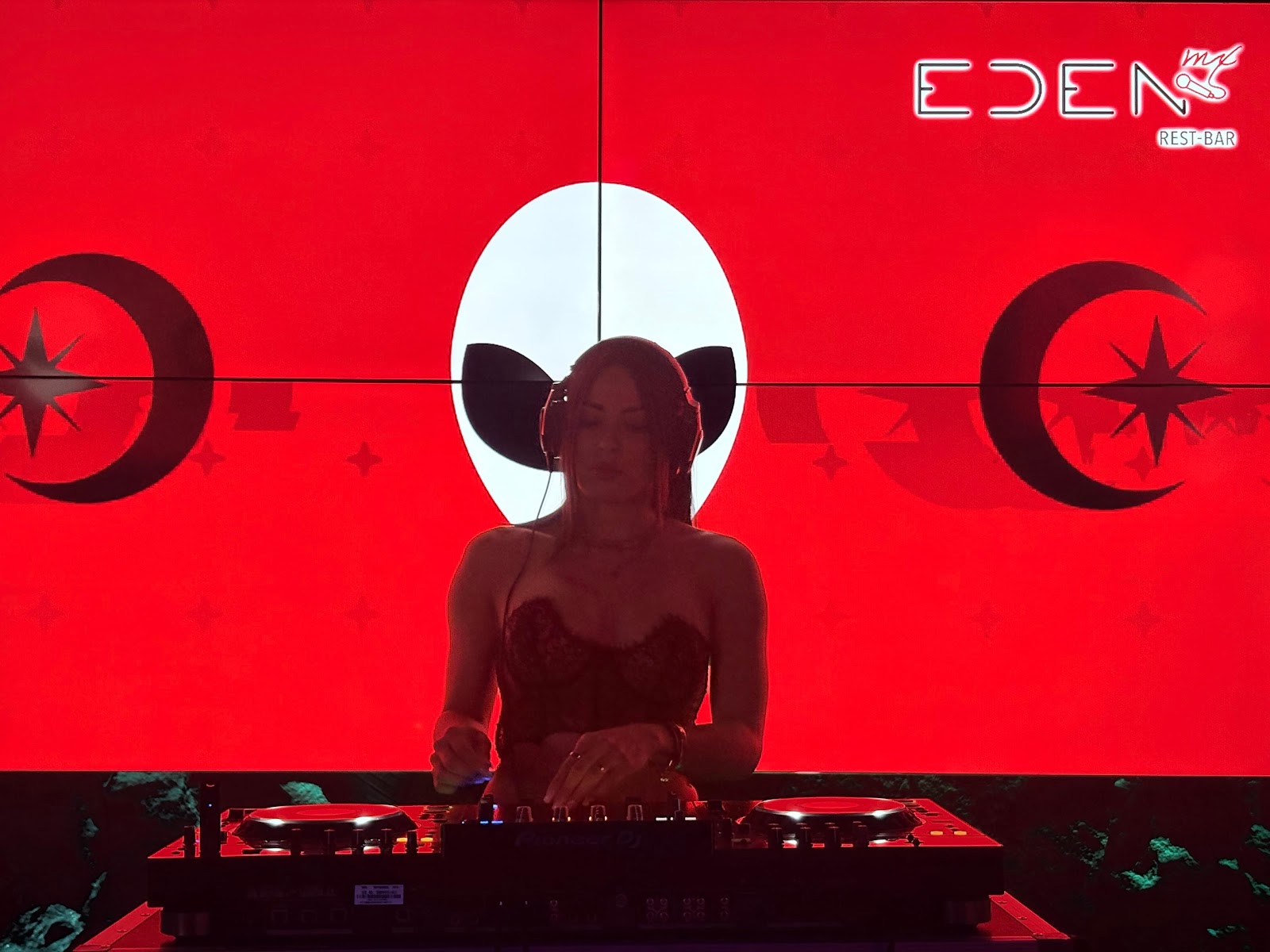 Eden Mx (Restaurante-Bar-Karaoke)