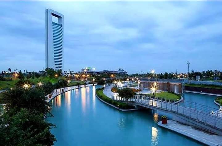 Paseo Santa Lucía | Taquilla Parque Fundidora