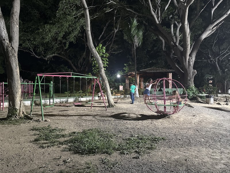 Parque Los Sauces